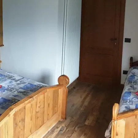 Le Petit Coeur Hotel Fontainemore Buitenkant foto