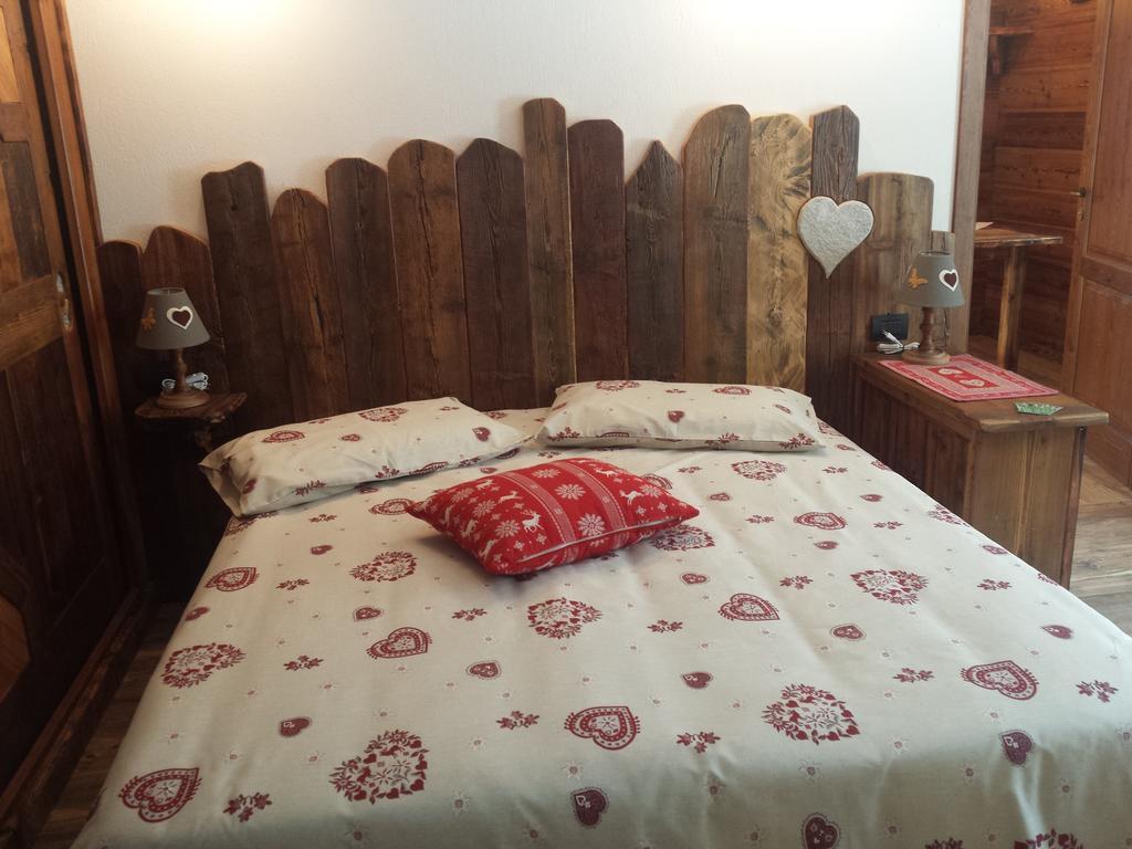 Le Petit Coeur Fontainemore